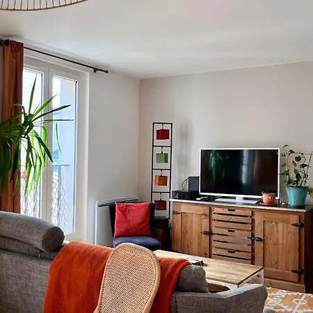 Large, Quiet, Family-friendly Floor Duplex Lägenhet